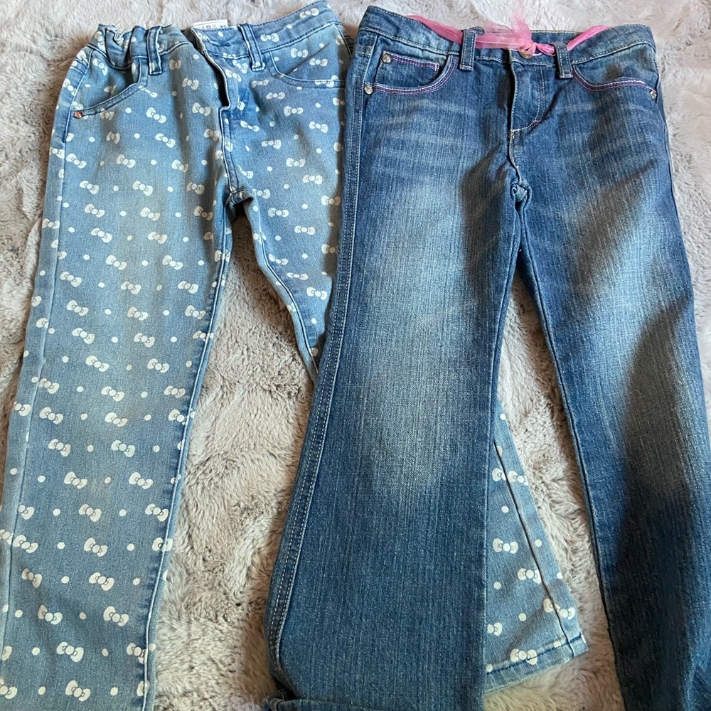 Jeans. Brand new never wore. Tags still on